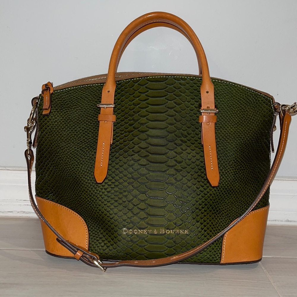 Dooney & Bourke dark green textured leather handbag/shoulder bag